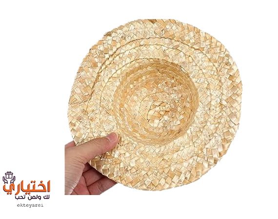 قبعة مصغرة طبيعية من القش